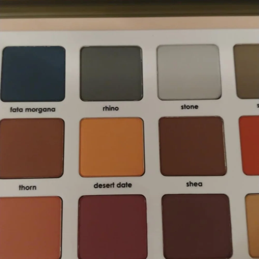 💖FIRM! NWT NATASHA DENONA SAFARI EYESHADOW PALETTE (DISCONTINUED)